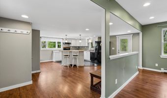 15 Eaton Ave, Bennington, NH 03442