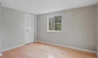8463 MONARCH Ct, Annandale, VA 22003