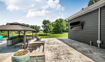 32712 182nd Ave, Avon, MN 56310