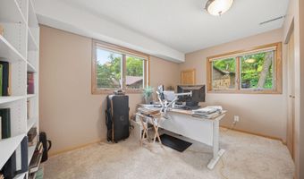 12568 Everest Ct E, Apple Valley, MN 55124