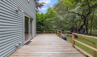 930 N Main Rd, Jamestown, RI 02835