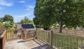 301 Elm St, Bennington, VT 05201