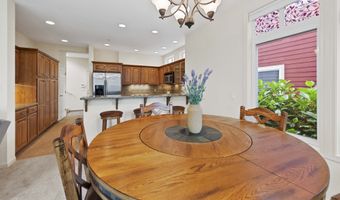 230 Roundhouse Rd, Astoria, OR 97103