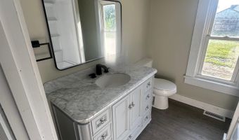 801 S Main St, Bicknell, IN 47512