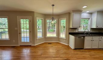 2109 Watersglen Dr, Apex, NC 27502