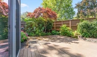 17650 NW ROLLING HILL Ln, Beaverton, OR 97006