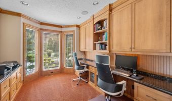 11119 SE LINNY Ln, Boring, OR 97009