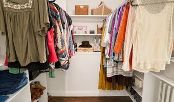 443 Amity Rd, Bethany, CT 06524
