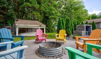 7079 Fillmore St, Allendale, MI 49401