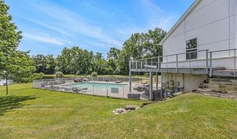 239 Fieldcrest St, Ann Arbor, MI 48103