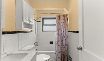7609 Rosedale Blvd, Allen Park, MI 48101