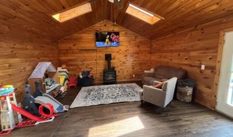 8282 Salem, Athens, OH 45701