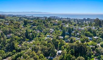 704 Encino Dr, Aptos, CA 95003