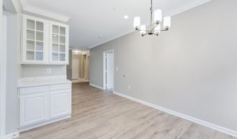 20901 CEDARPOST Sq 101, Ashburn, VA 20147