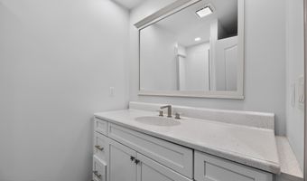 29 Ravenwood Blvd, Barnegat, NJ 08005