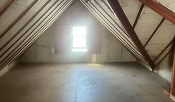 44 W 16TH St, Bayonne, NJ 07002