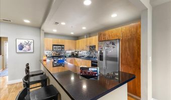 5055 Addison Cir 427, Addison, TX 75001