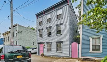 152 Jefferson St, Albany, NY 12210