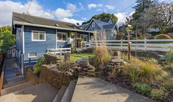840 S 11TH St, Coos Bay, OR 97420