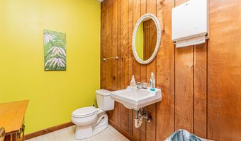 316 318 Broadway St, Abilene, KS 67410