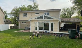 1221 N Chicago Ave, Arlington Heights, IL 60004