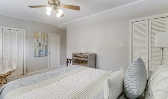 435 Christi Ln, Biloxi, MS 39531