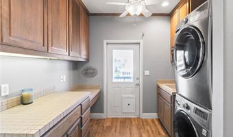 134 Bay Harbor Dr, Aransas Pass, TX 78336