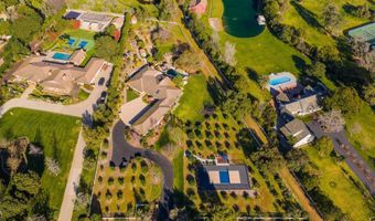 8 Country Glen Rd, Fallbrook, CA 92028