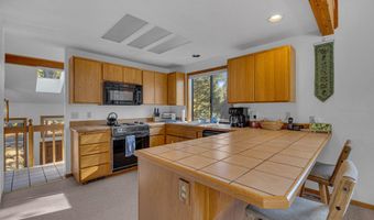 58035 Kinglet Rd #16, Bend, OR 97707