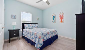 1074 S BAY St, Aransas Pass, TX 78336