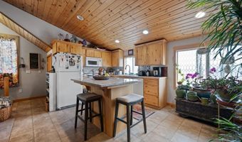 24585 Dodds Rd, Bend, OR 97701