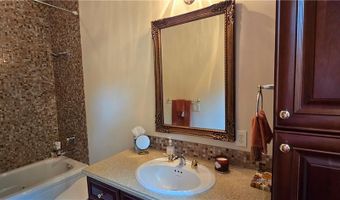 918 Oak Dr, Woodstock, GA 30189