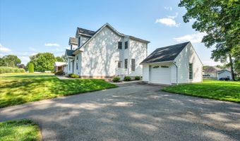 135 West St, Cromwell, CT 06416
