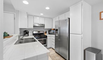 405 Ribbon Beach Way 243, Oceanside, CA 92058