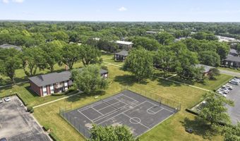 2319 E Olive St 1D, Arlington Heights, IL 60004
