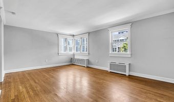 304 Deal Lake Dr 34, Asbury Park, NJ 07712