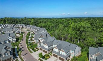 3064 N Spurway Dr, Ann Arbor, MI 48105