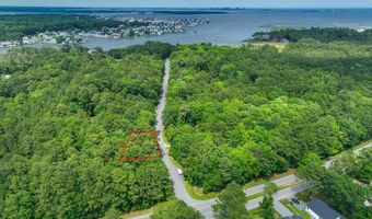 201 CHARLESTON Rd, Ocean Pines, MD 21811