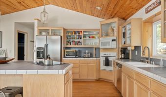 1598 Wawona Way, Arnold, CA 95223