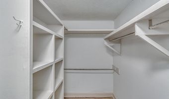 107 Woodgate Dr, Brandon, MS 39042