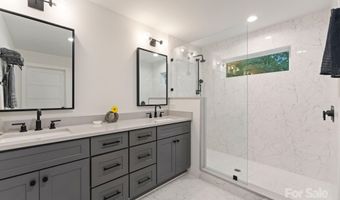 6527 Burlwood Rd, Charlotte, NC 28211
