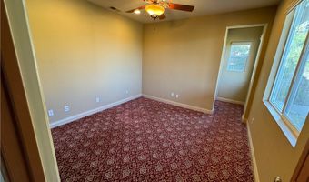 322 Amparo Dr, Escondido, CA 92025