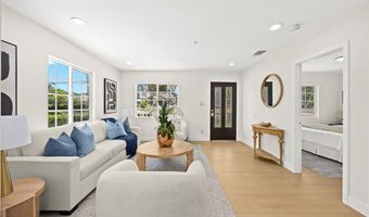 811 W San Marino Ave, Alhambra, CA 91801