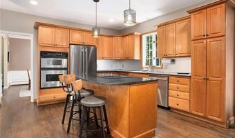 4 Stonecarry Way, East Greenwich, RI 02818