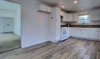 708 E El Norte Pkwy, Escondido, CA 92026