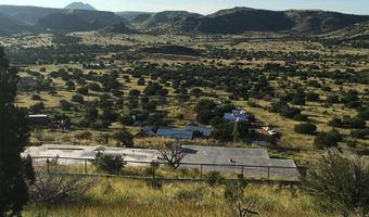 59 Wagon Rd, Alpine, TX 79830