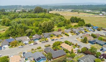 1741 Benjamin Ct, Arcata, CA 95521