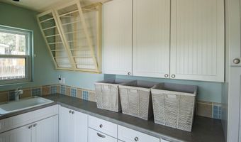 13207 Pinehurst Ave NE, Albuquerque, NM 87111