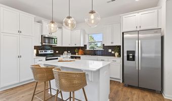 14 Horseshoe Pl, Angier, NC 27501