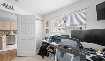 1876 Lindsay Ln, Ann Arbor, MI 48104